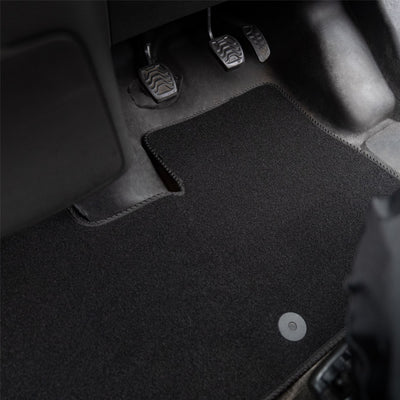 Nissan Navara 2005-2010 Carpet Carpet Floor Mats [Double Cab models]